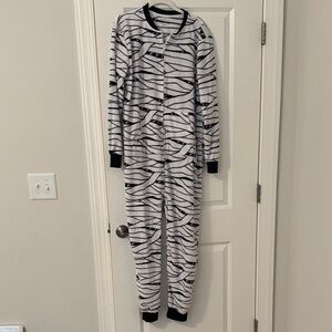 Posh Peanut Mummy Zip-Up Onesie